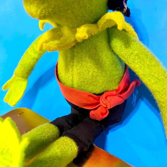 SESAME STREET VTG 90’s KERMIT THE FROG PIRATE JIM HENSON MUPPET PLUSH 12” - Picture 9 of 14